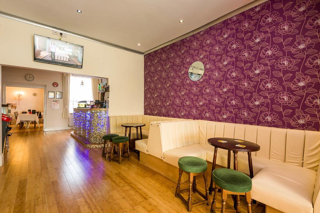 Uk Travel & Hospitality Ltd Ta Canberra Hotel Blackpool Exterior foto